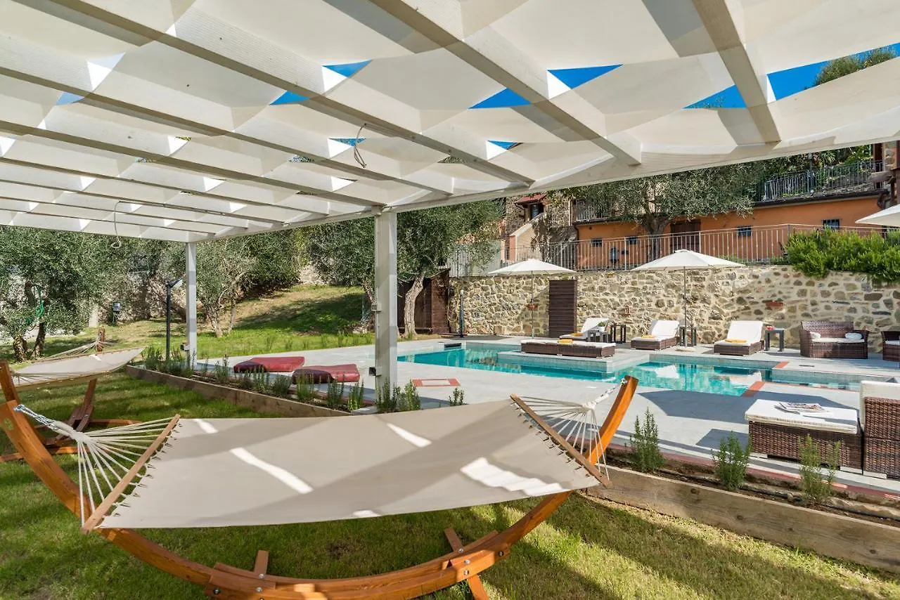 Casale Montegiovi 6, Emma Villas